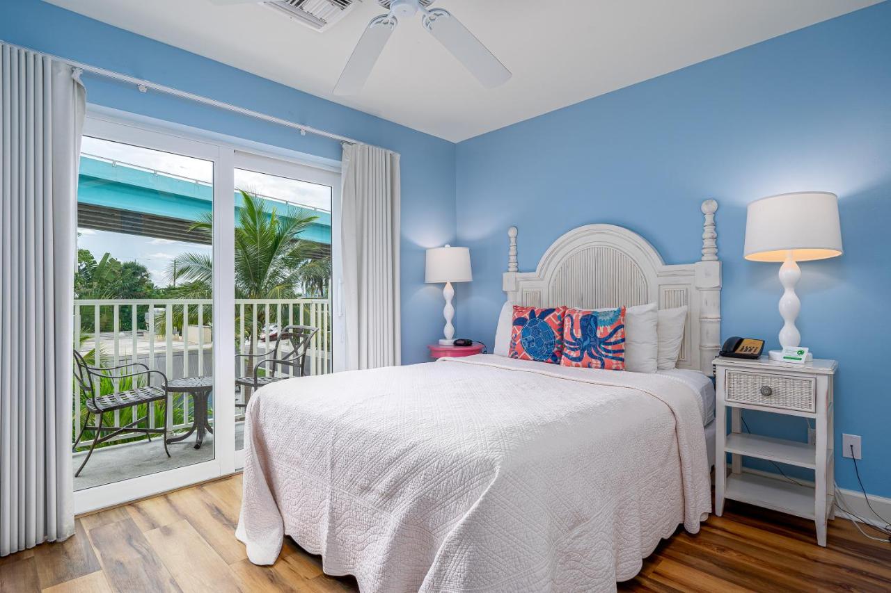| Harbour House at the Inn 215
