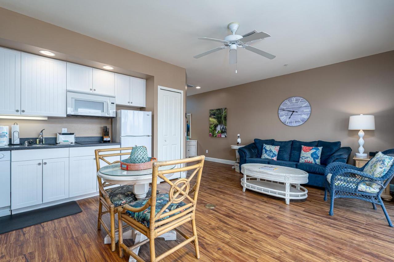 | Harbour House at the Inn 307