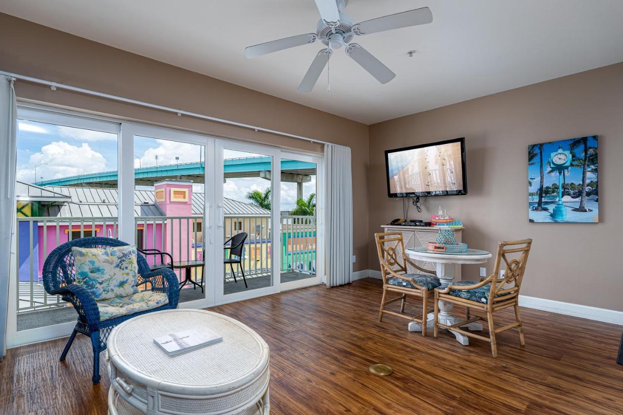 | Harbour House at the Inn 307