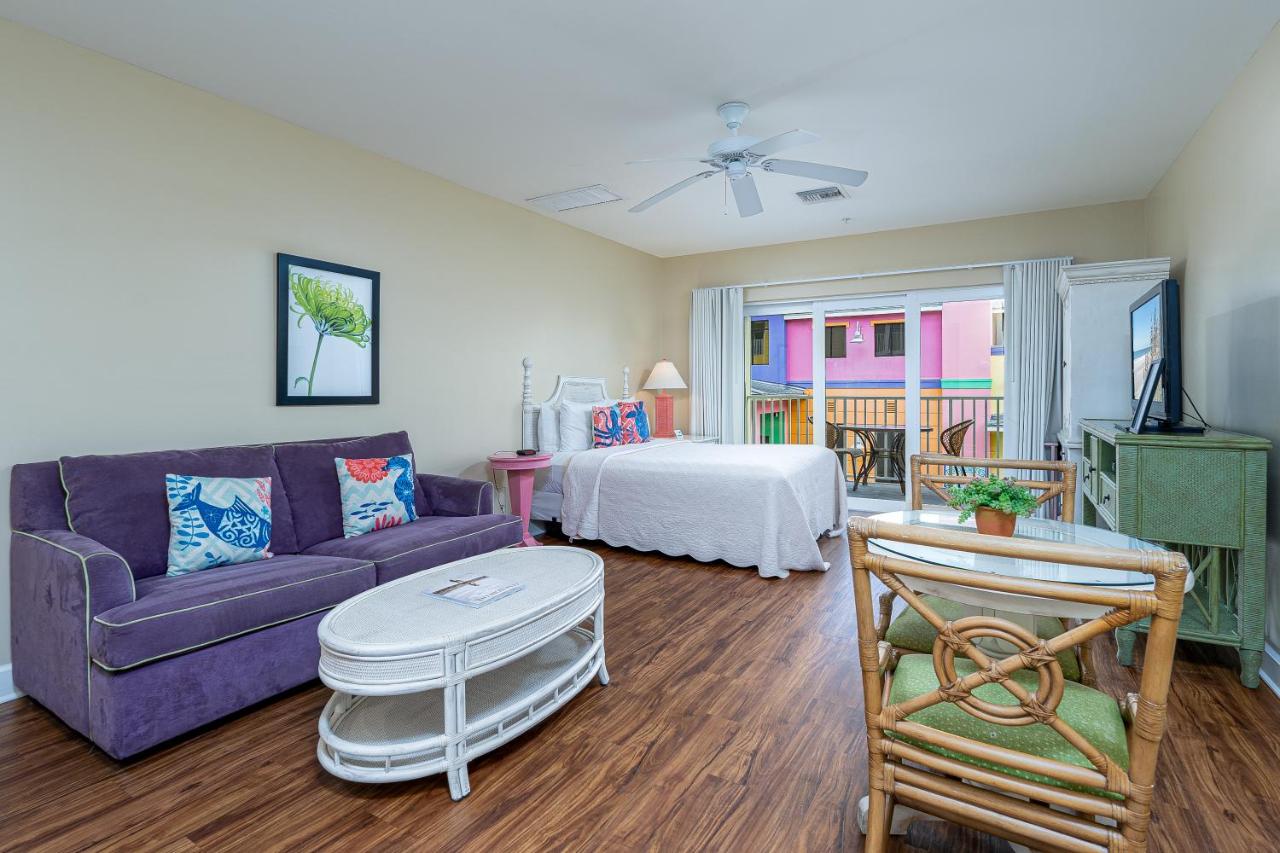 | Harbour House at the Inn 208