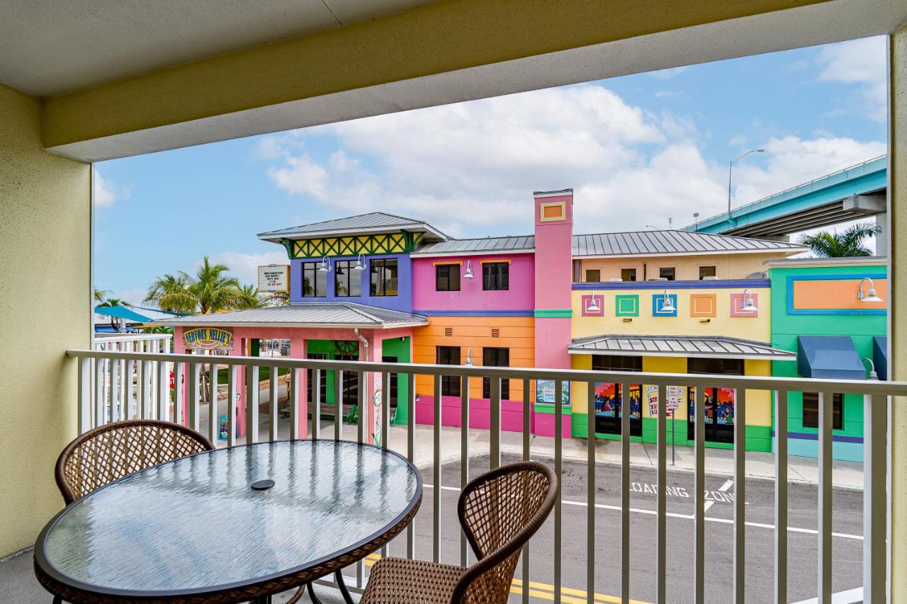 | Harbour House at the Inn 208