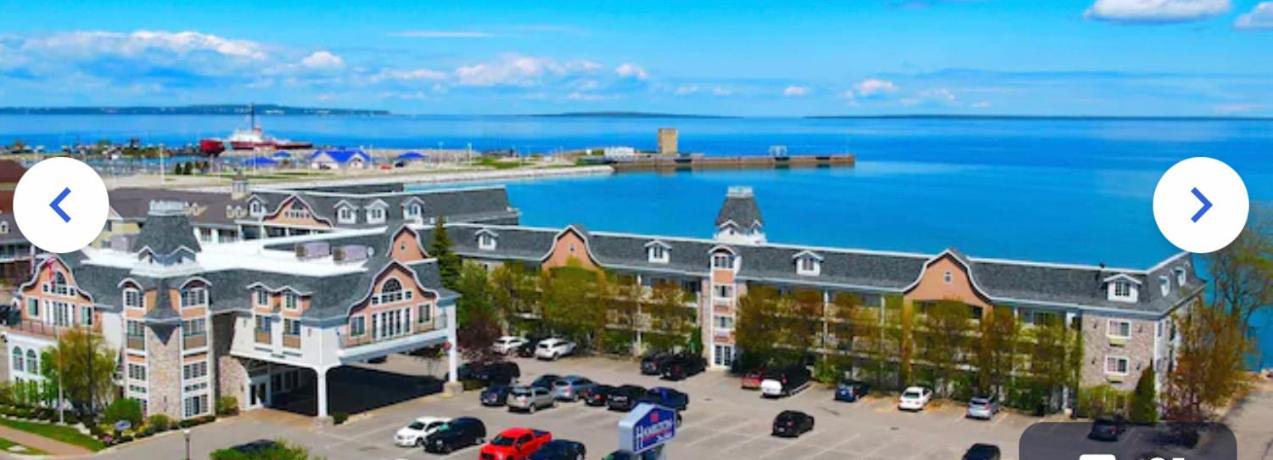 | Hamilton Inn Select Beachfront