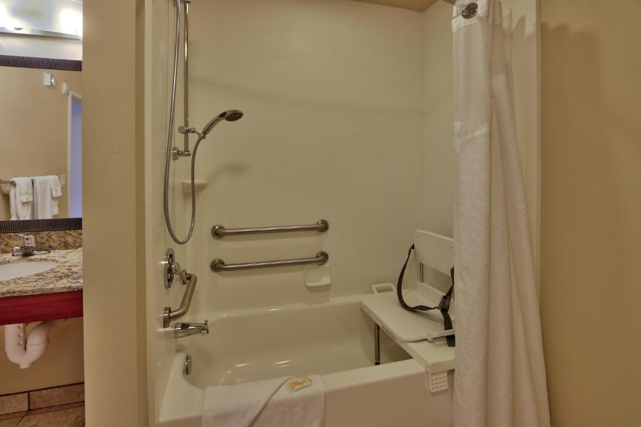 King Room - Disability Access at Holiday Inn Roswell by IHG