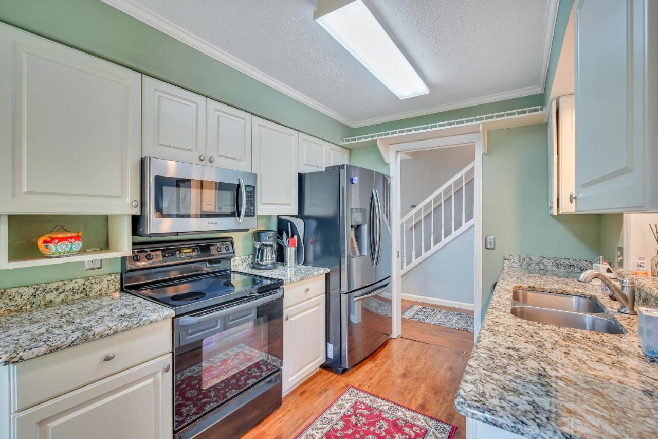  | 3409 Carolina Place