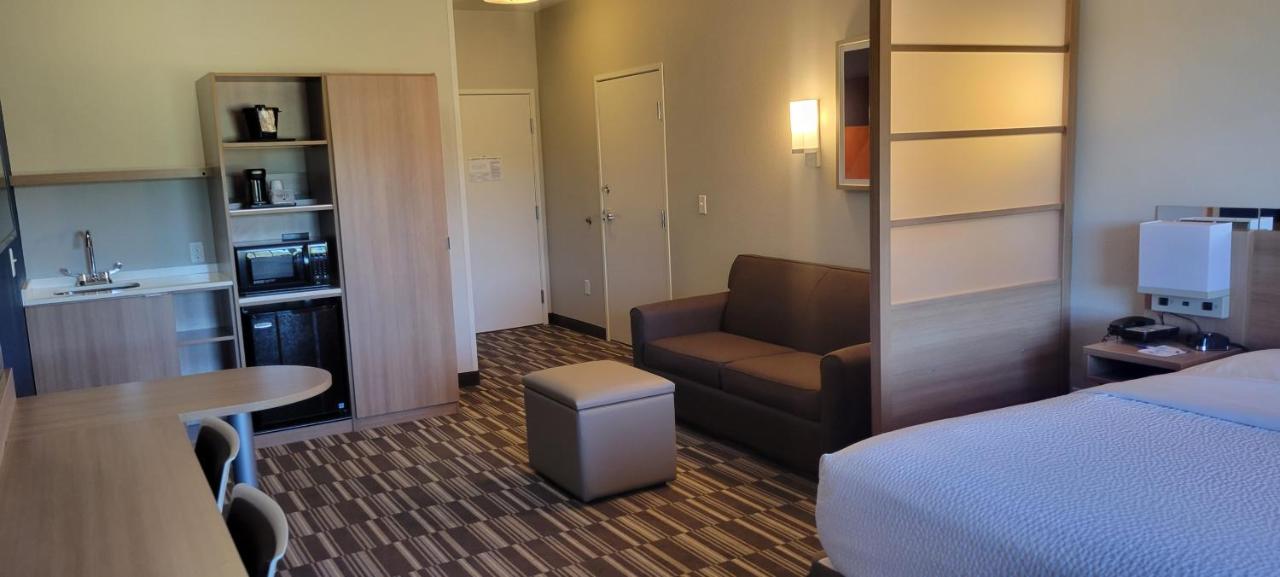 | Microtel Inn & Suites by Wyndham Fountain North
