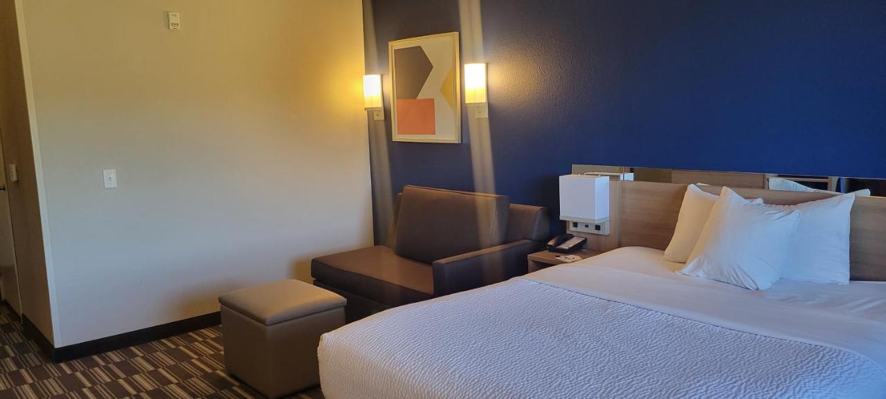  | Microtel Inn & Suites by Wyndham Fountain North