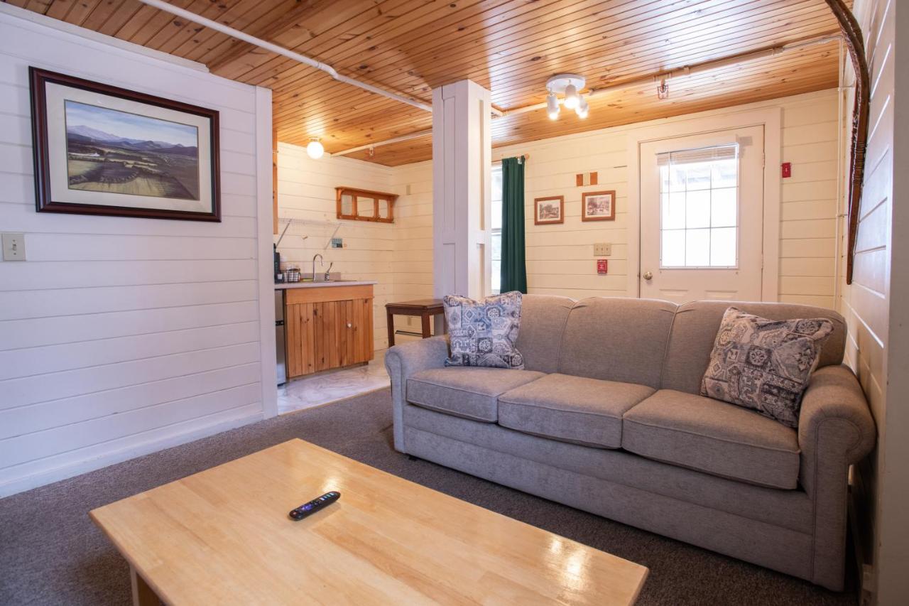 Two-Bedroom Suite - First Floor at Cranmore Mountain Lodge Bed & Breakfast