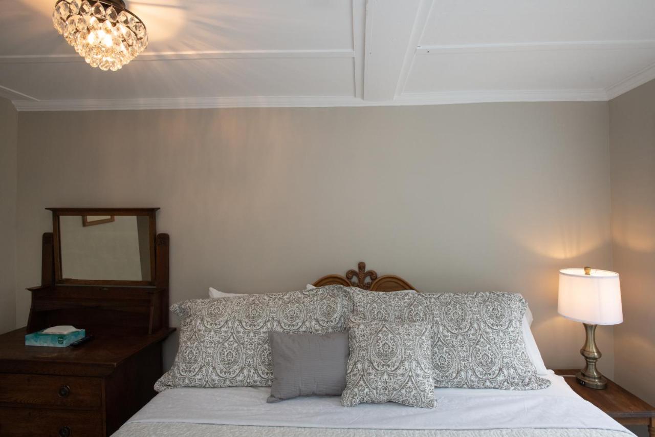 Standard King Room at Cranmore Mountain Lodge Bed & Breakfast