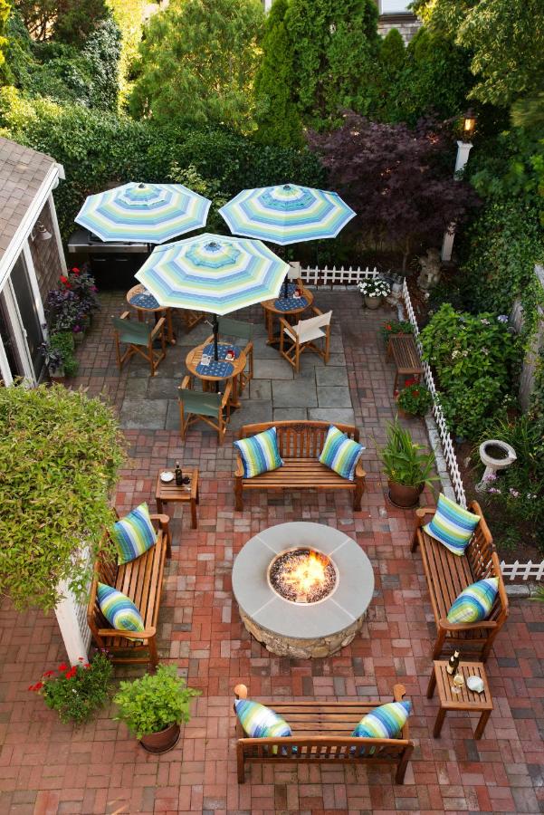 | Revere Guest House
