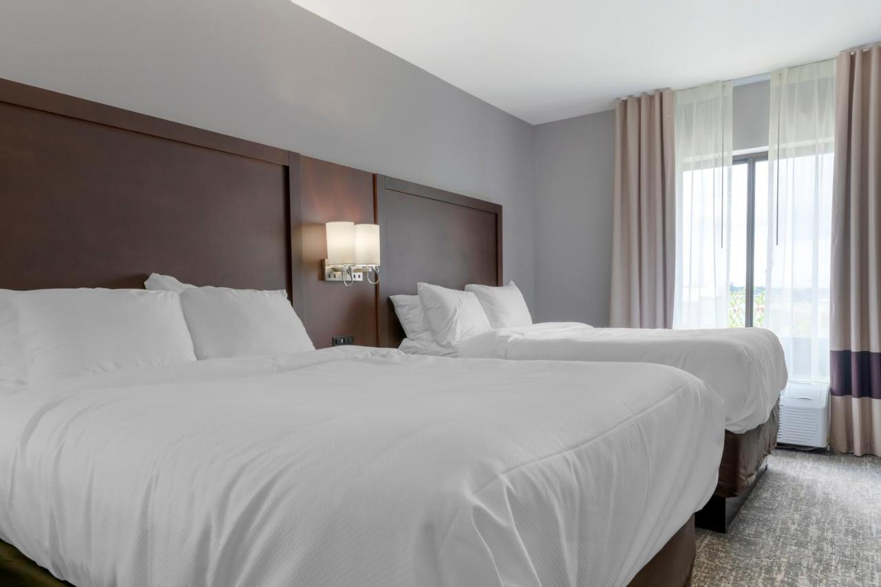 Queen Suite with Two Queen Beds and Sofa Bed - Non Smoking at Comfort Suites Paducah Mall Area