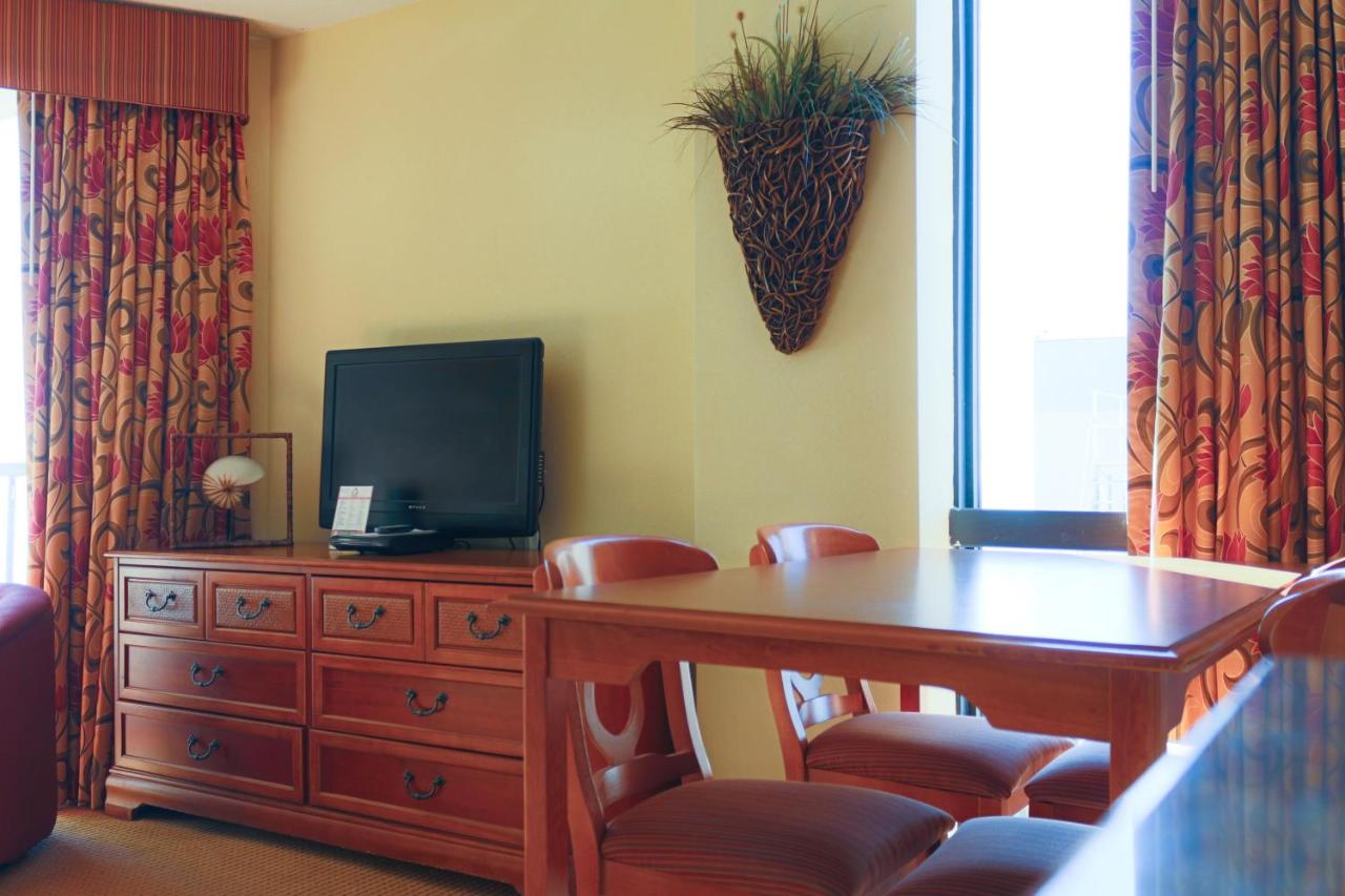 One-Bedroom Suite at Schooner II Beach and Racquet Club