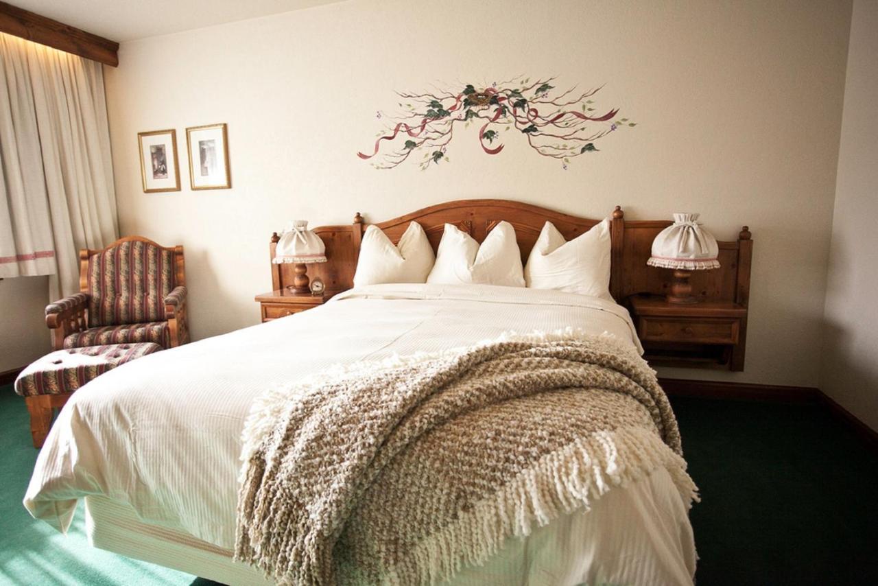 | Enzian Inn