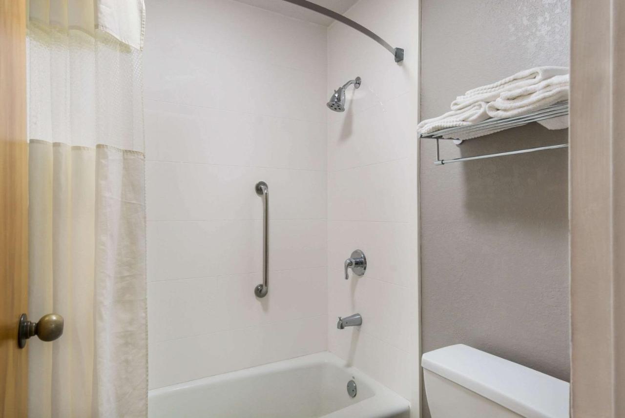 Standard King Room - Non Smoking at Quality Inn Emporia