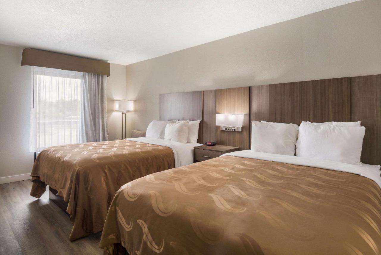 Standard Queen Room with Two Queen Beds - Smoking at Quality Inn Emporia