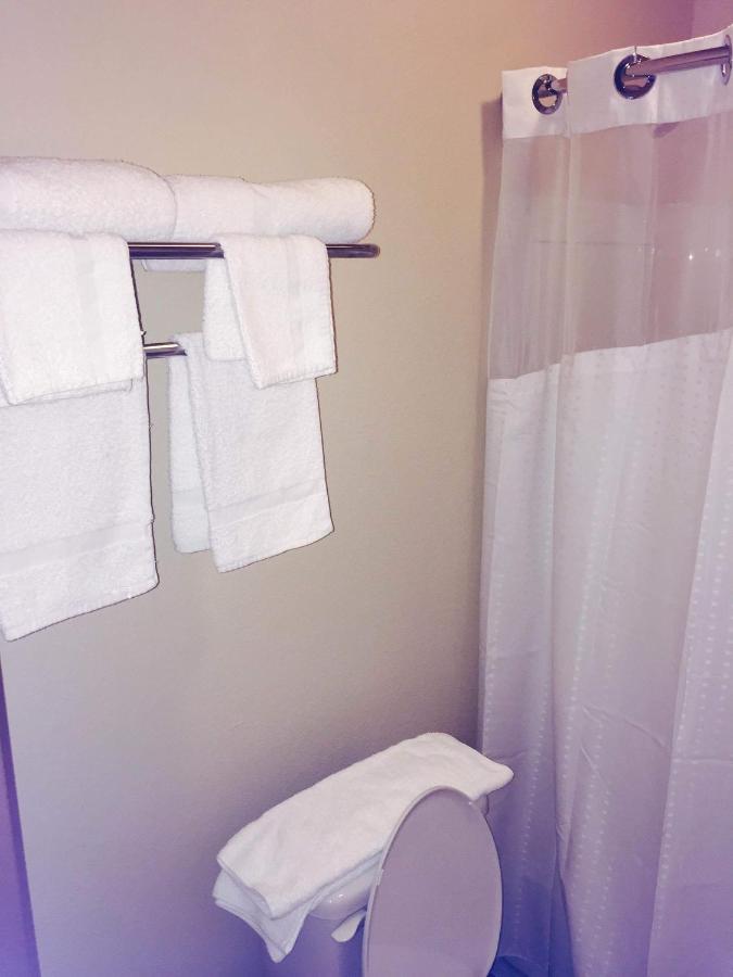 | Texan Inn and Suites Tilden