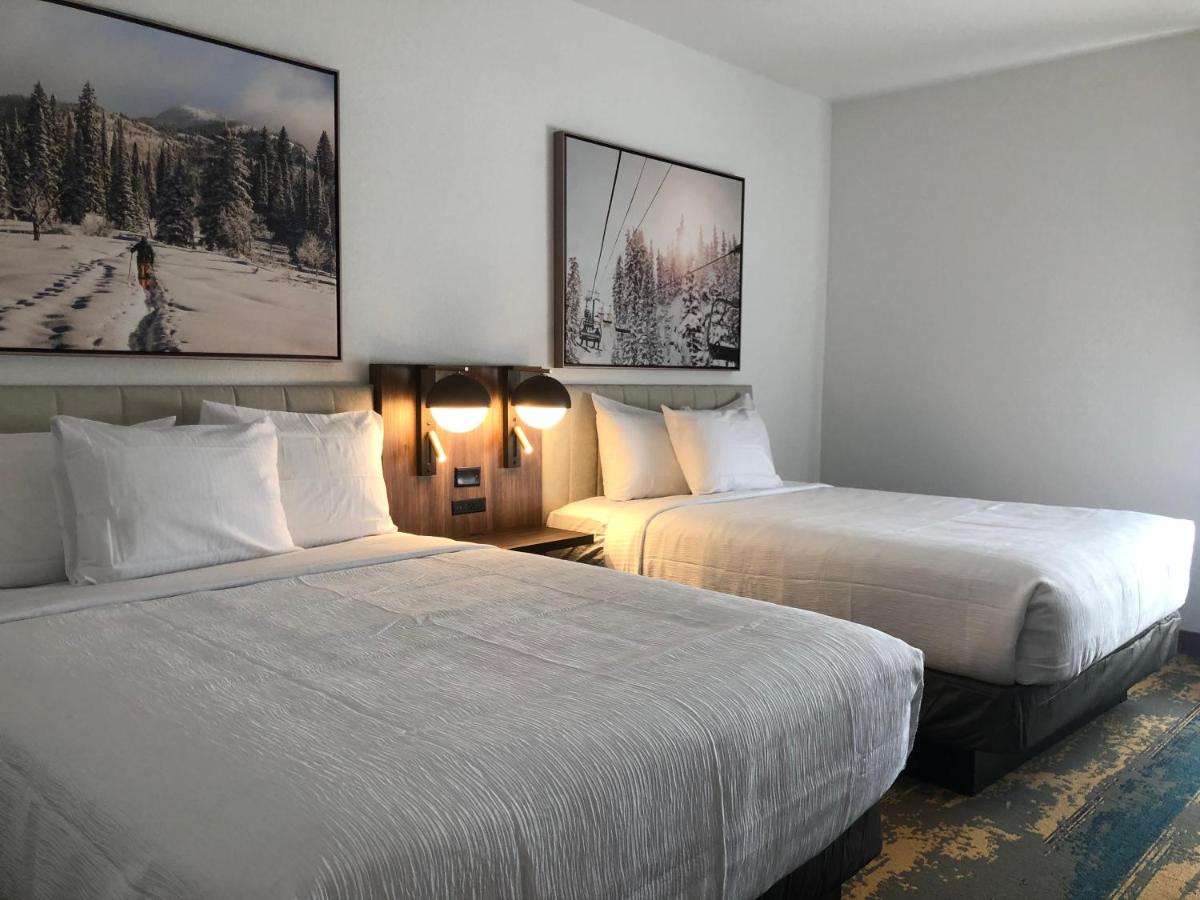 2 Queen Beds, Mobility Accessible Room, Roll-In Shower, Non-Smoking at La Quinta Inn & Suites by Wyndham Denver Parker