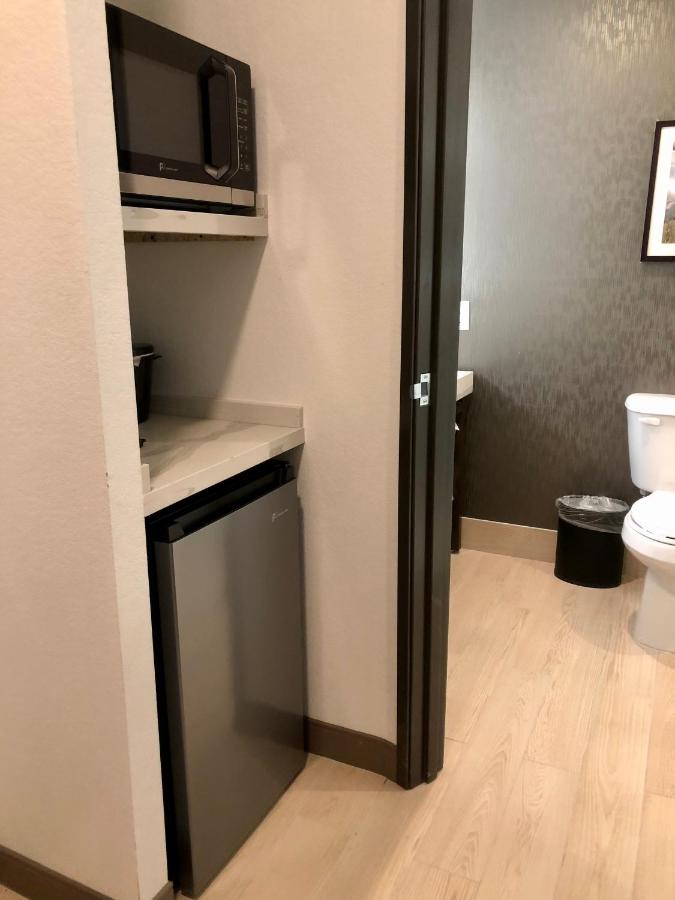 King Room - Non-Smoking at La Quinta Inn & Suites by Wyndham Denver Parker