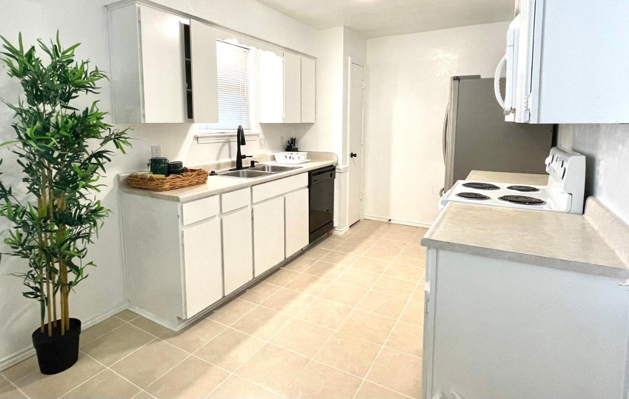  | Private room near downtown in Plano