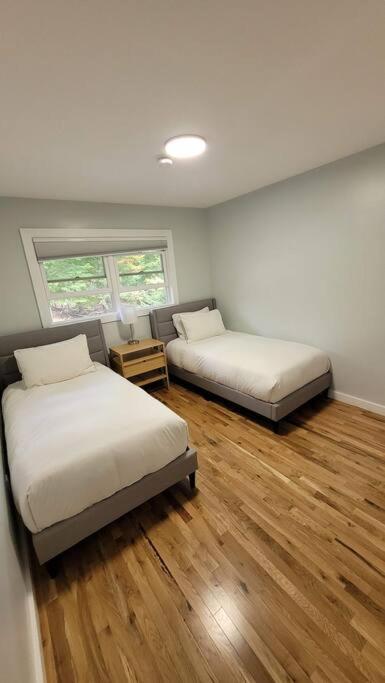  | Indoor Hotub, Luxury Villa w/ Pool, Game Room+, 20