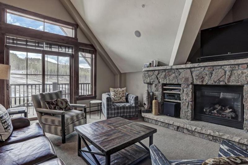 Four-Bedroom Condo at Crystal Peak Lodge, A Vail Resorts Property