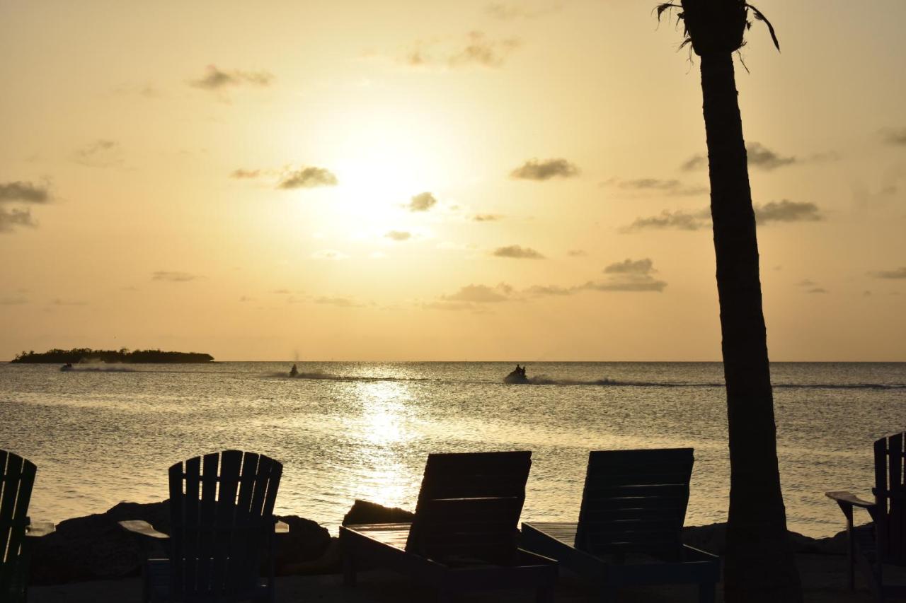 | Aqua Lodges at Coconut Cay Rv and Marina