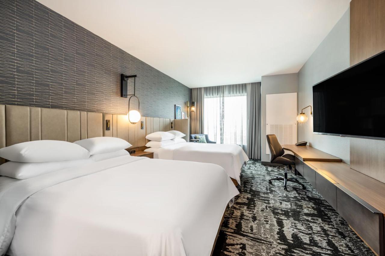 Crowne Plaza Kearney, an IHG Hotel