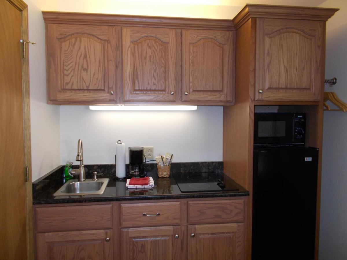  | Shepherd Mountain Inn & Suites
