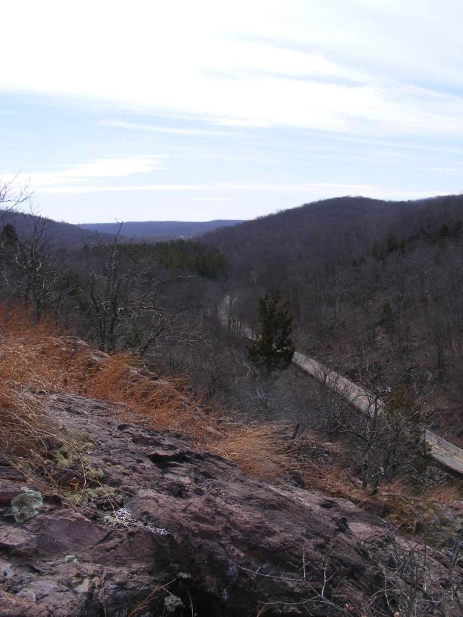  | Shepherd Mountain Inn & Suites