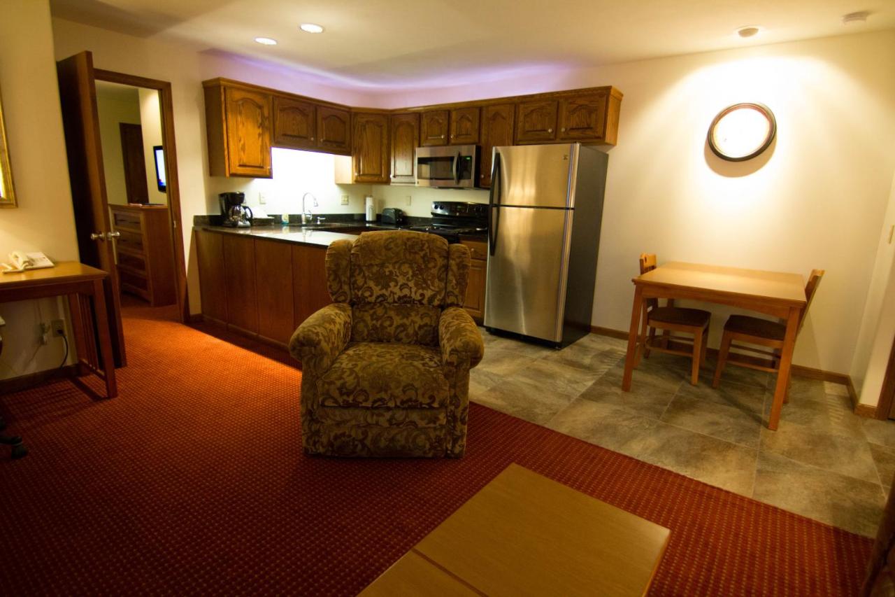  | Shepherd Mountain Inn & Suites