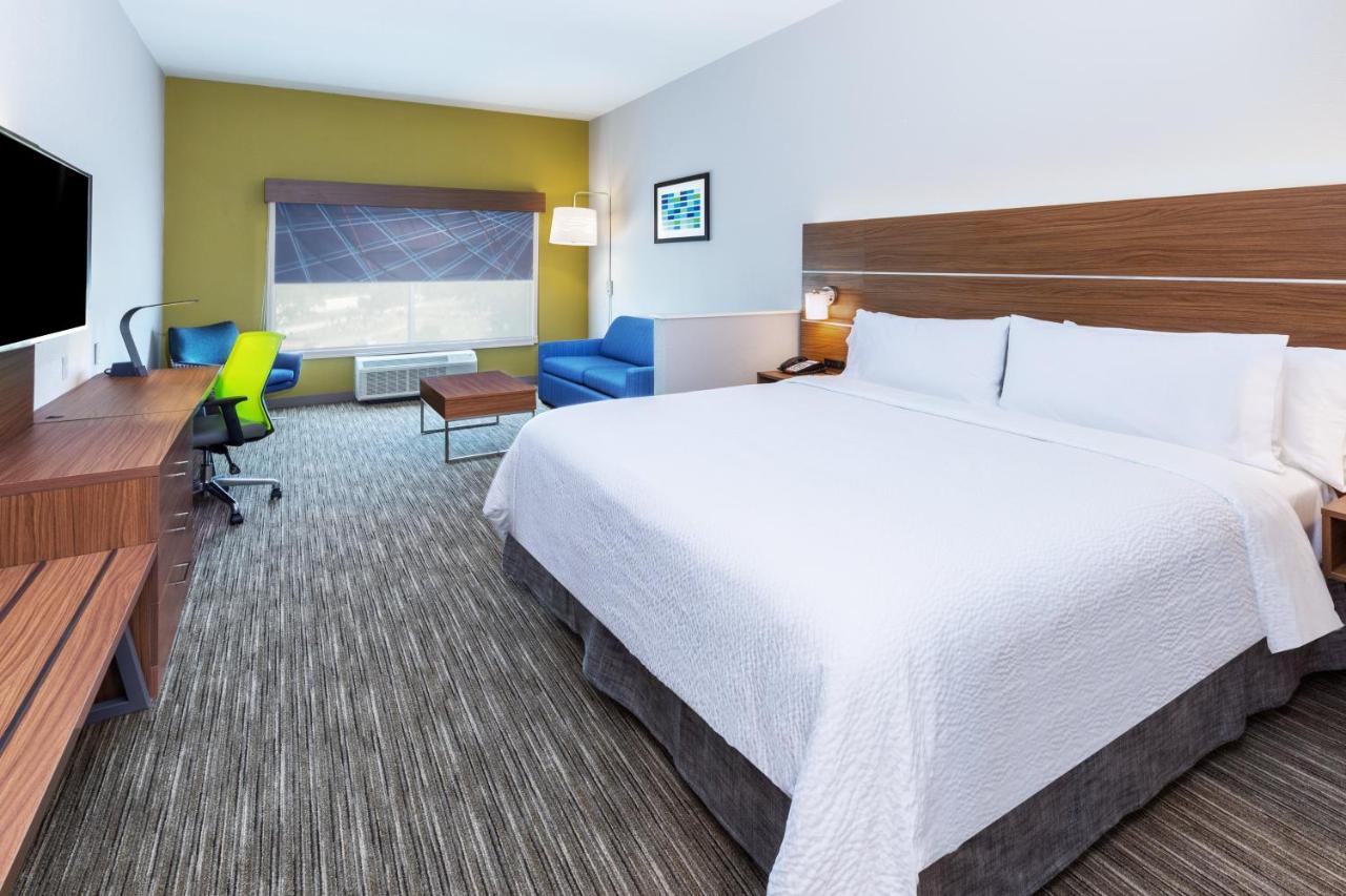  | Holiday Inn Express & Suites - Houston - N Downtown, an IHG Hotel