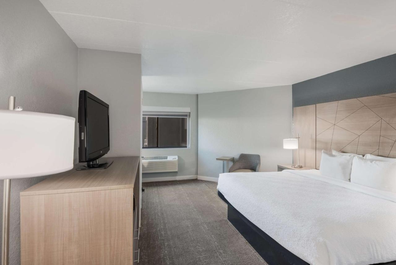 King Room at Best Western Fort Wayne I-69 North
