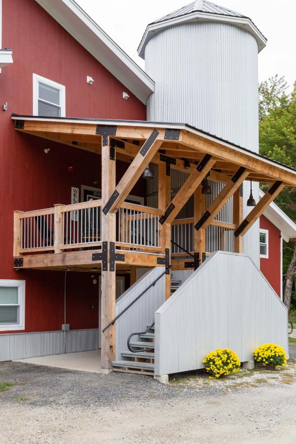 | Mad River Lodge