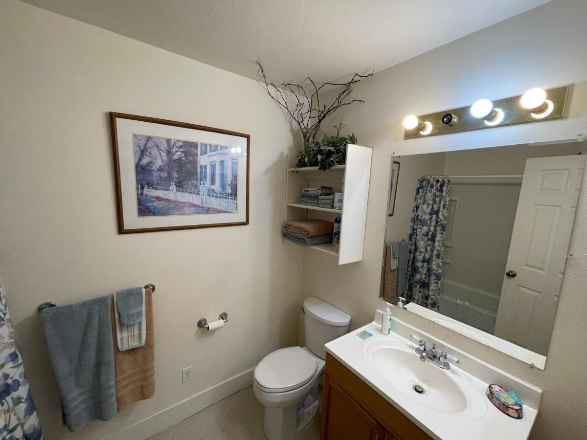 | Carriage House - Medina Suite 1