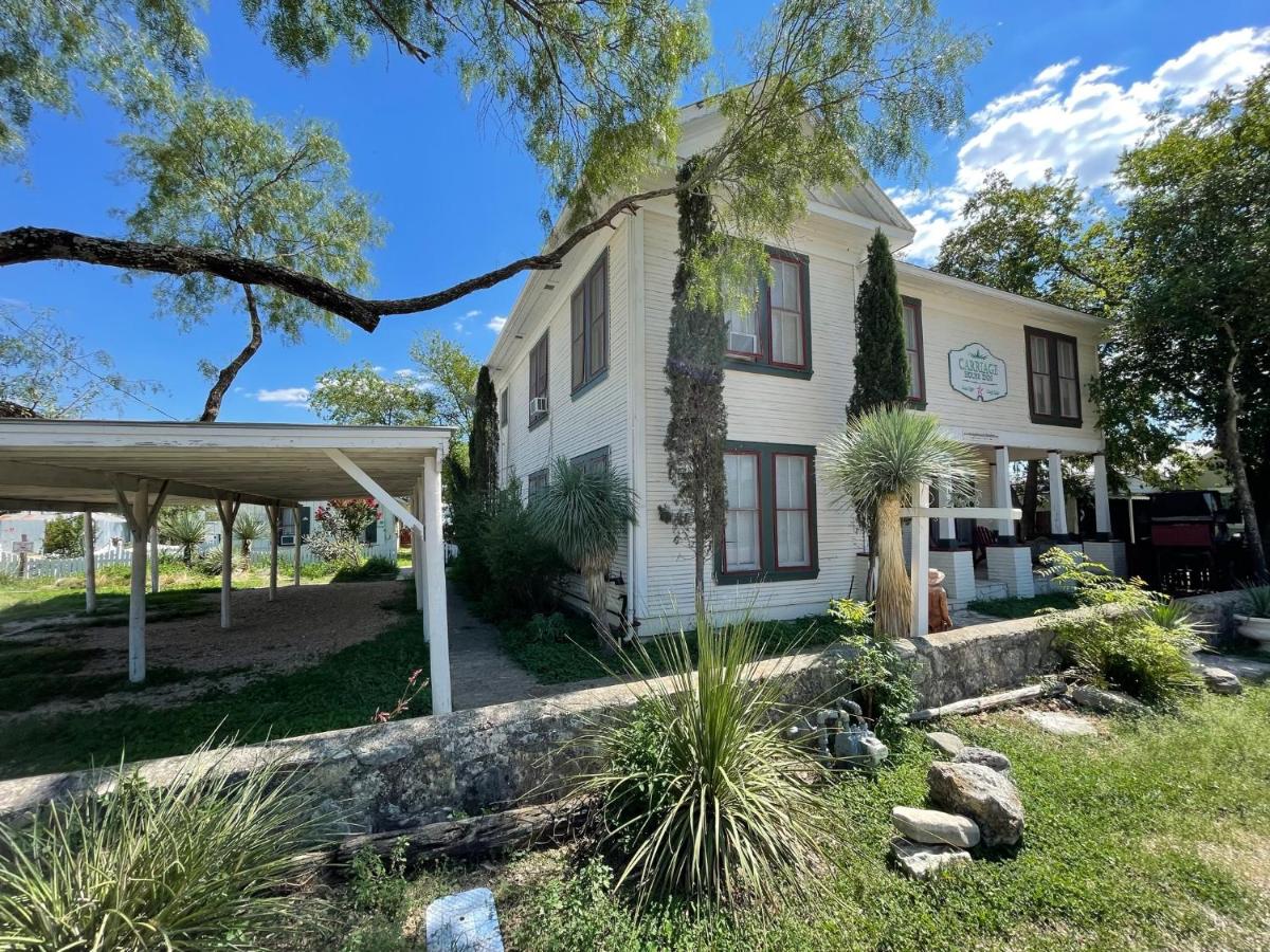 | Carriage House - Medina Suite 1