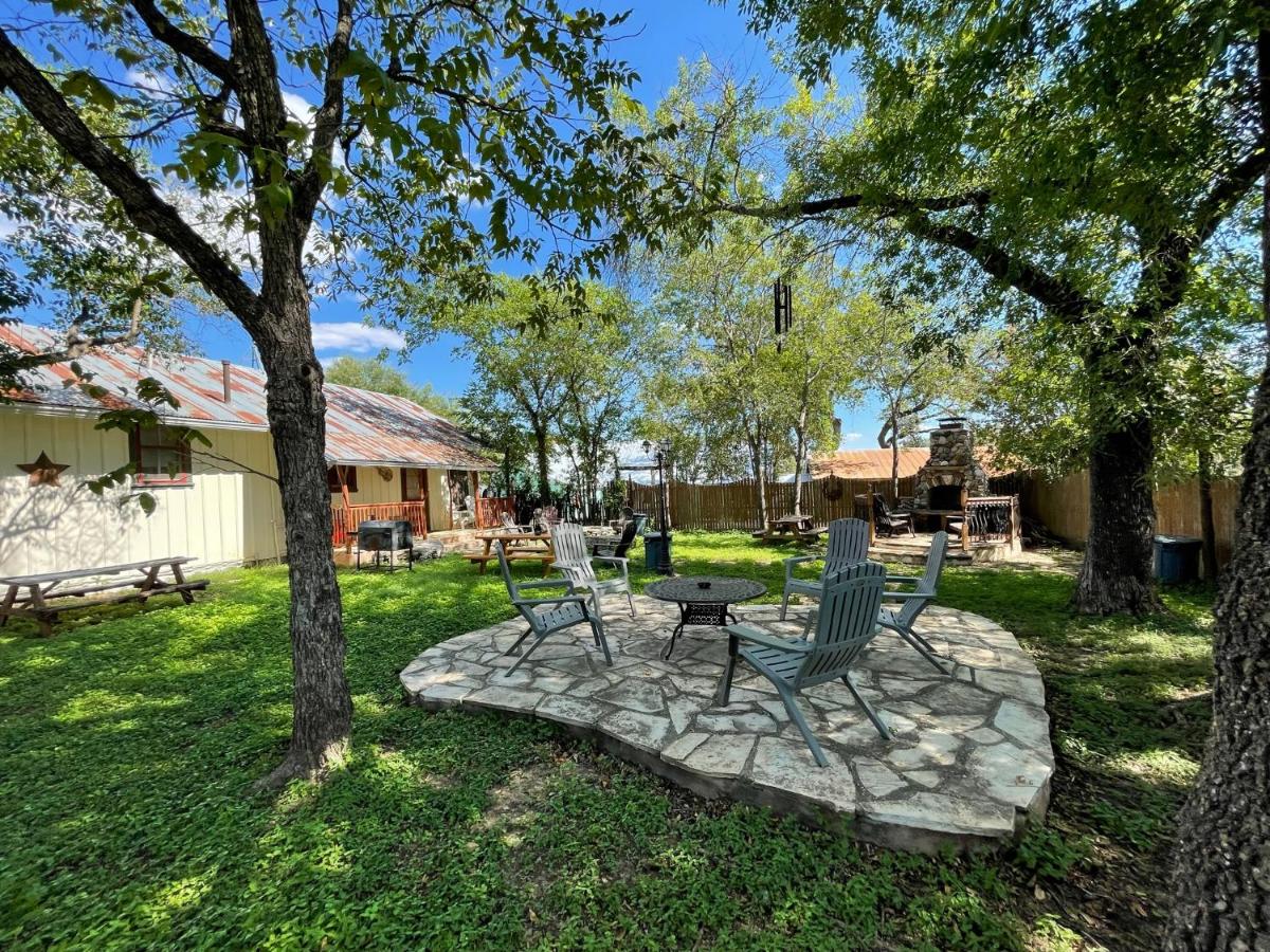 | Carriage House - Medina Suite 1