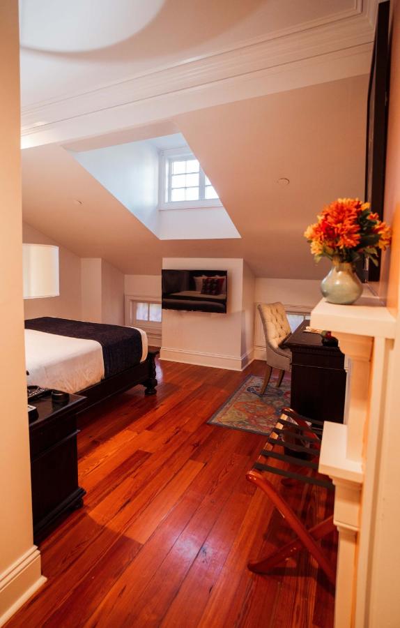 Queen Room at Royal Frenchmen Hotel and Bar