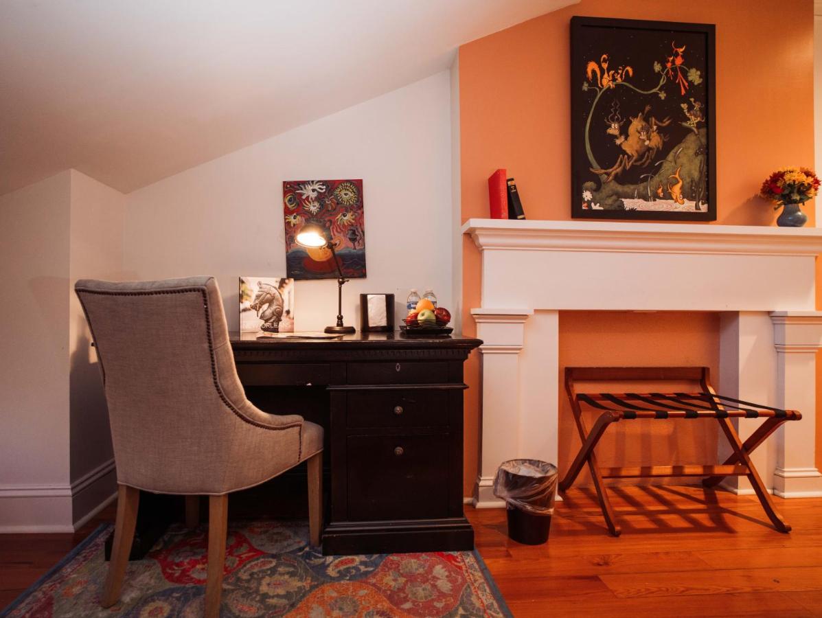 Queen Room at Royal Frenchmen Hotel and Bar