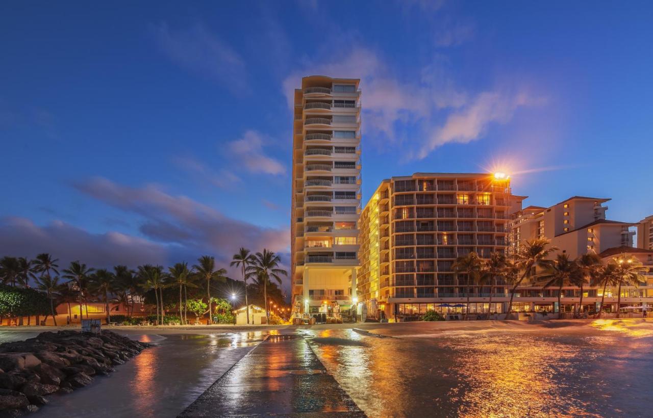 | Castle Waikiki Shore Beachfront Condominiums