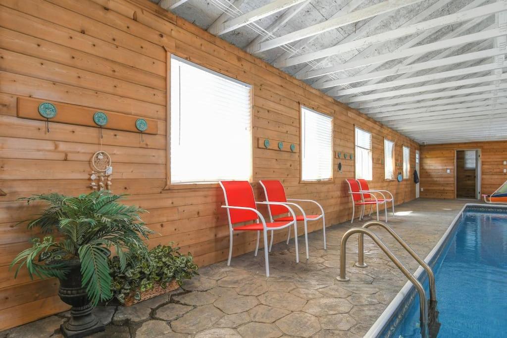 | Private Spacious Country Estate Guesthouse Pool Sauna Game Room
