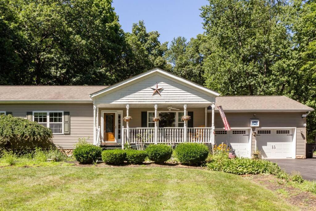 | Family Fun Getaway near Cascade Lake in Warwick NY