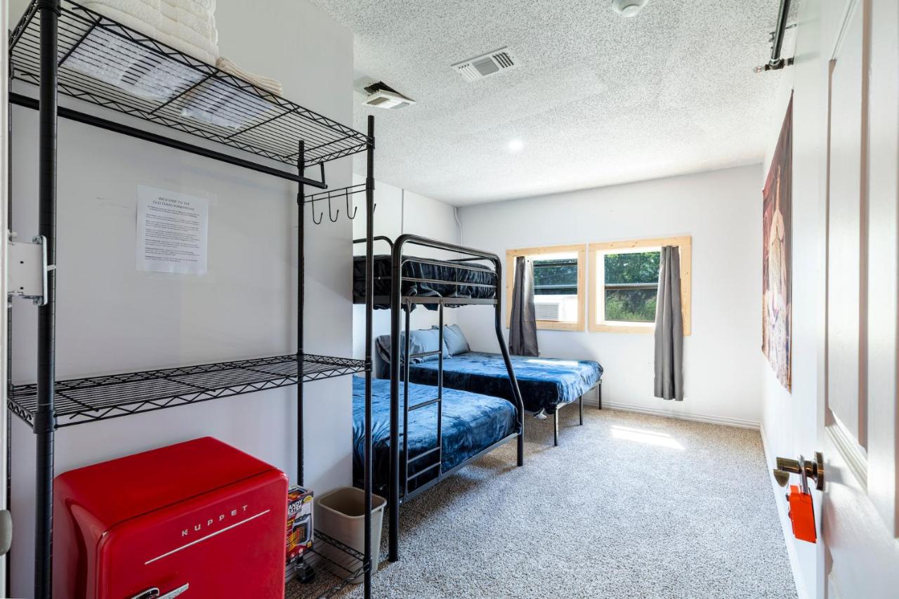 | Old Texas Bunkhouse