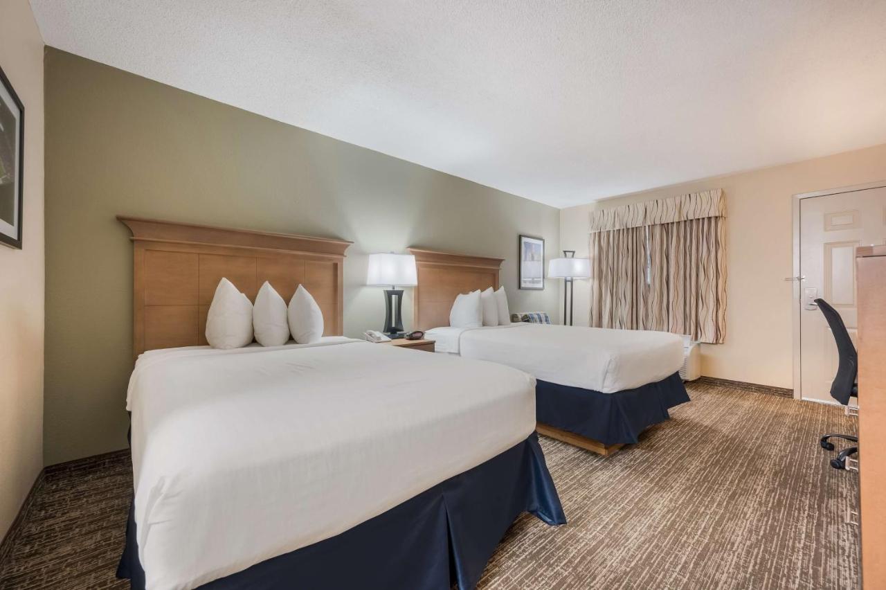 Double Room with Two Double Beds at Best Western University Inn