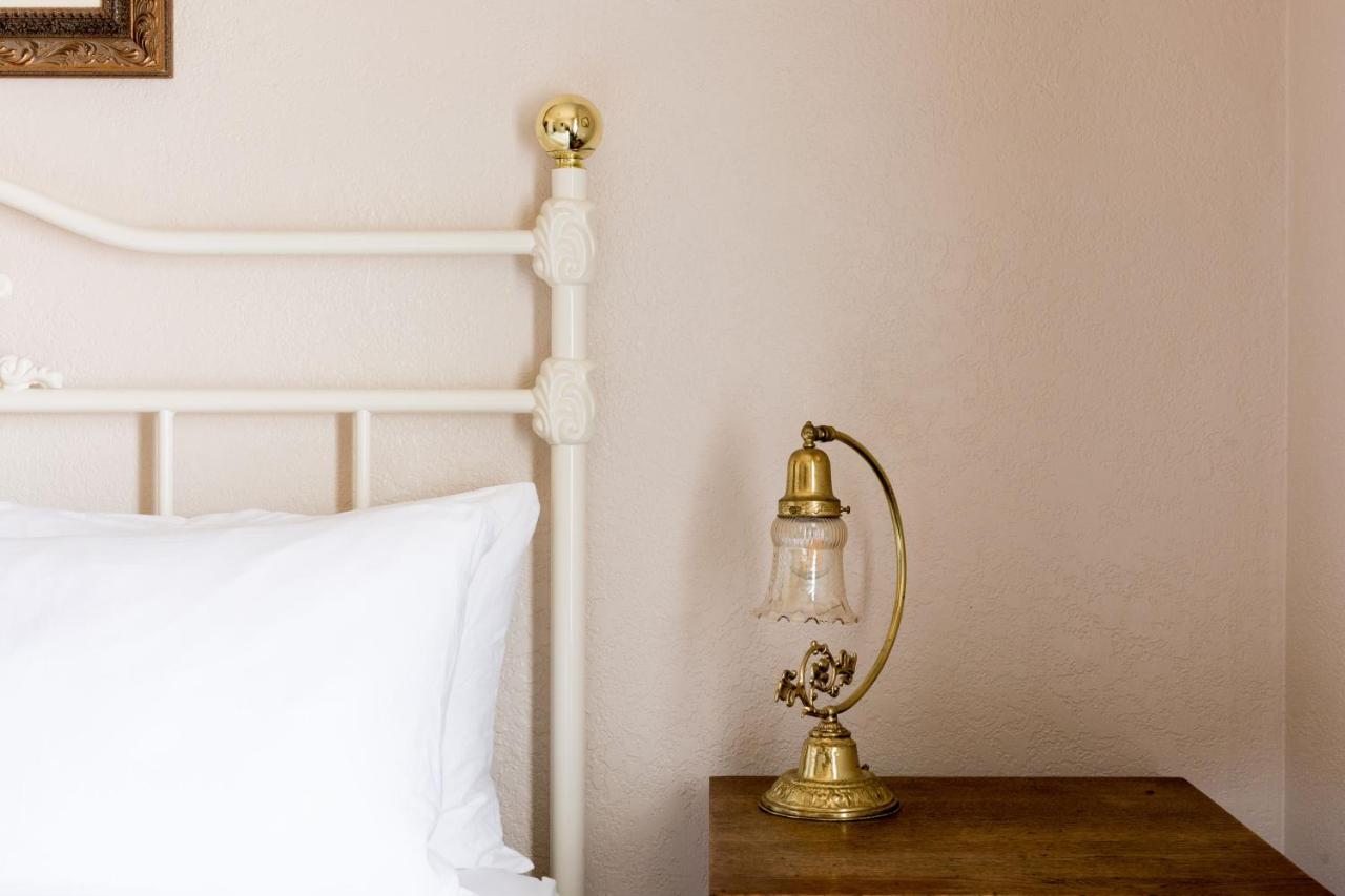 | The Bishop Hotel