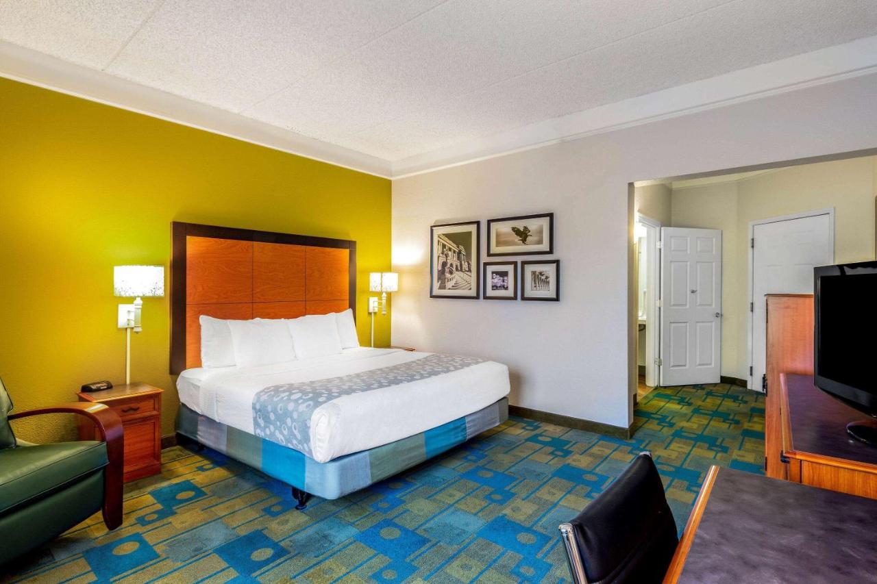 King Room - Disability Access at La Quinta Inn & Suites by Wyndham Fremont / Silicon Valley