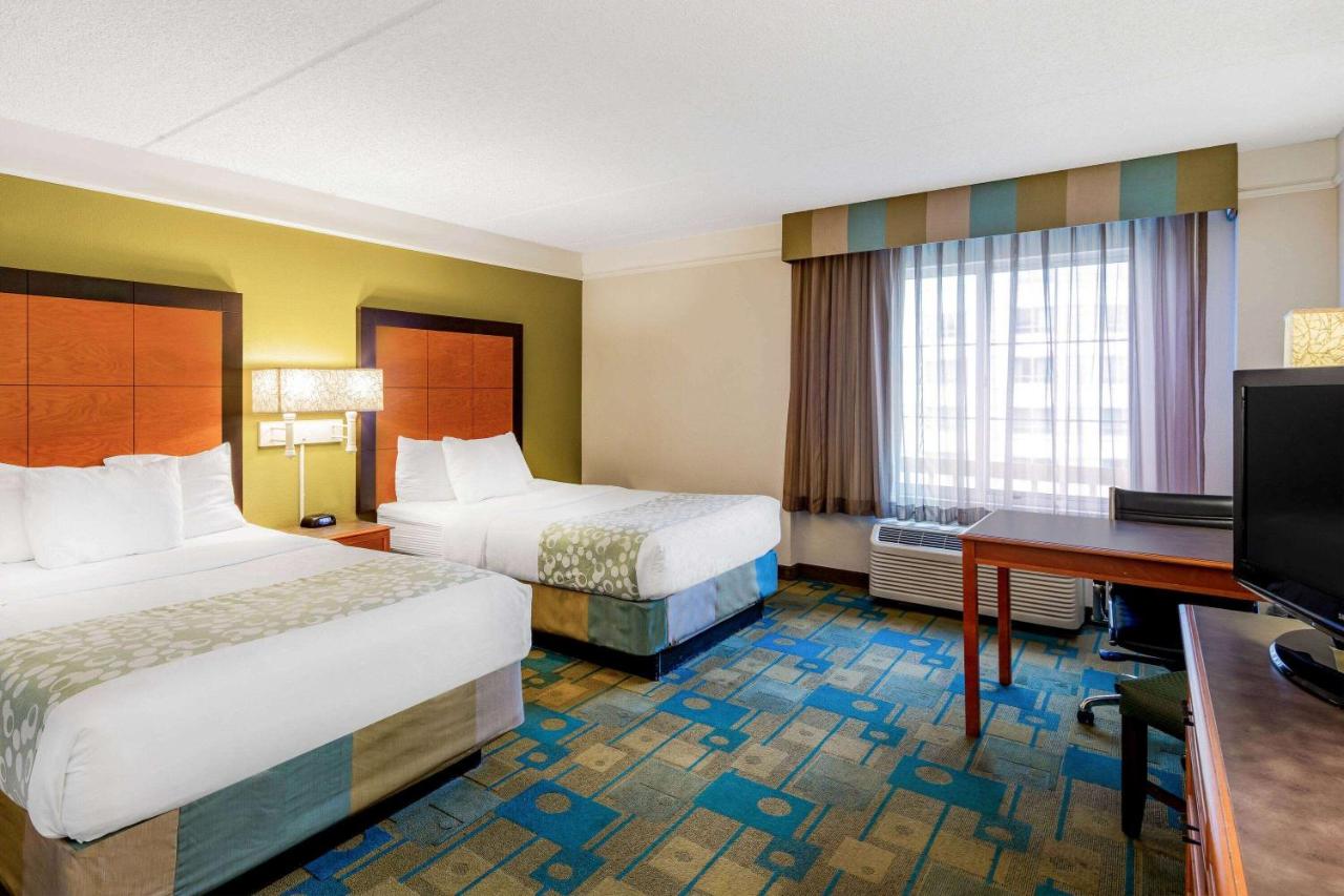 Deluxe Double Room with Two Double Beds at La Quinta Inn & Suites by Wyndham Fremont / Silicon Valley