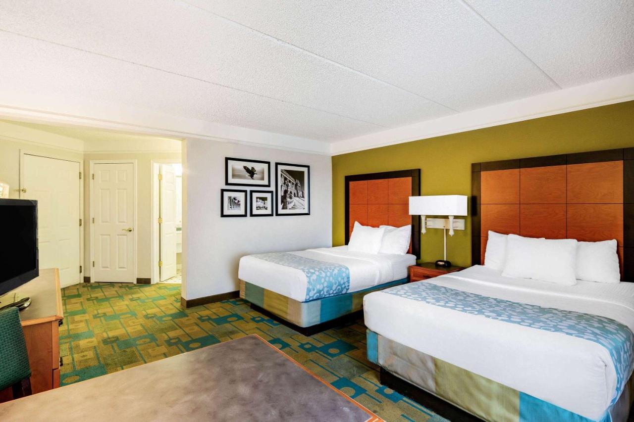 Deluxe Double Room with Two Double Beds at La Quinta Inn & Suites by Wyndham Fremont / Silicon Valley