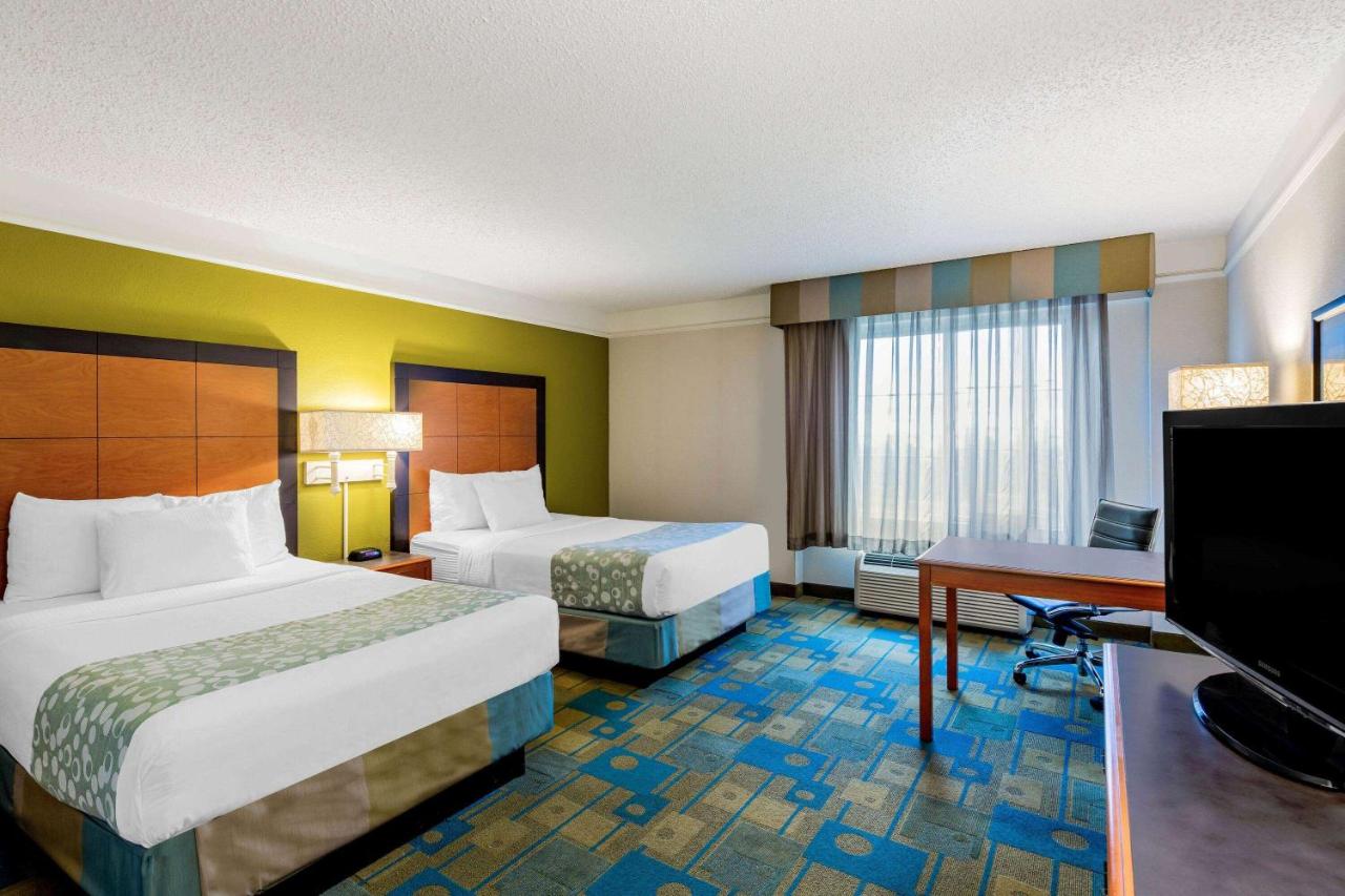 Deluxe Double Room with Two Double Beds at La Quinta Inn & Suites by Wyndham Fremont / Silicon Valley