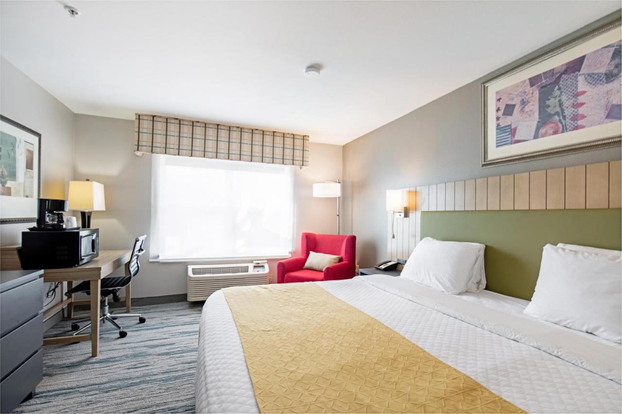 King Room - Non-Smoking at SureStay by Best Western Lewisville Dallas