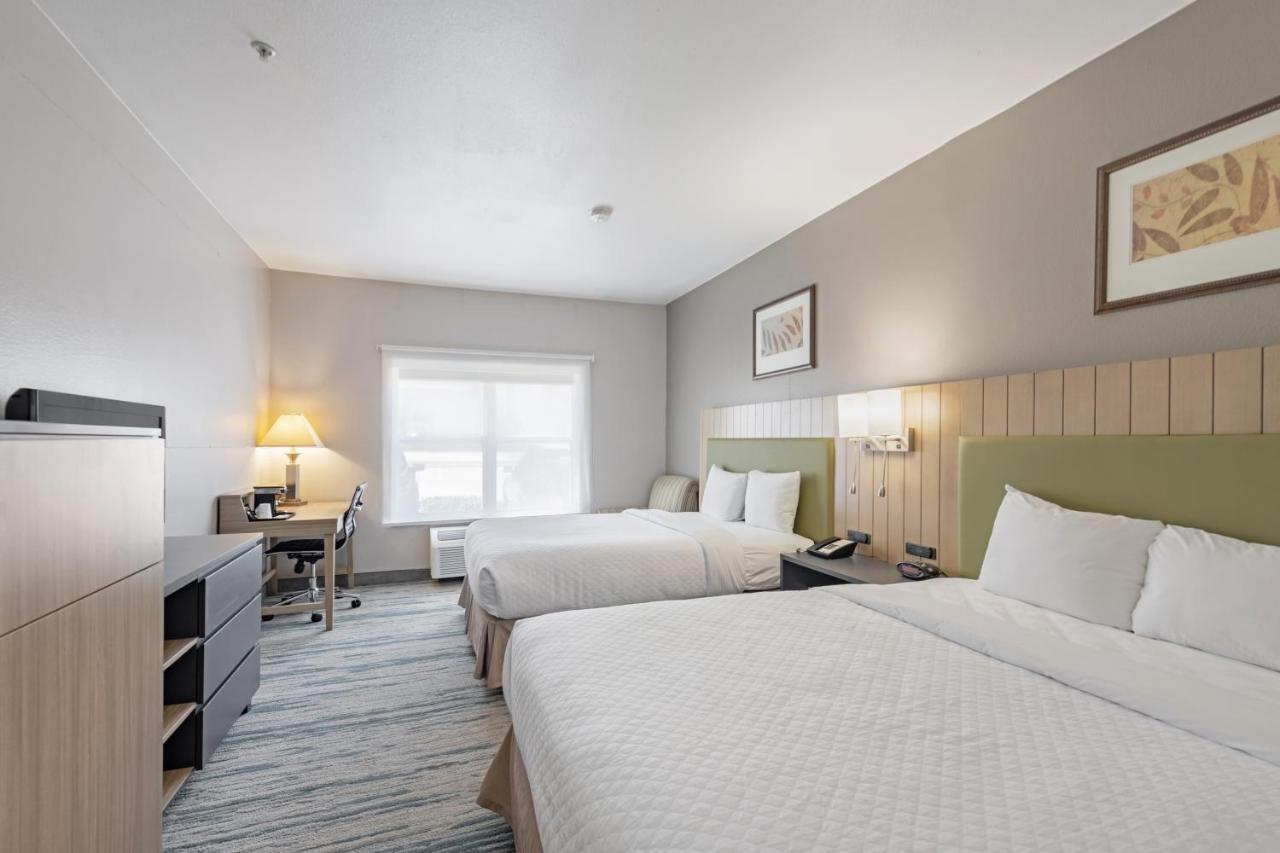 Queen Room with Two Queen Beds - Non-Smoking at SureStay by Best Western Lewisville Dallas