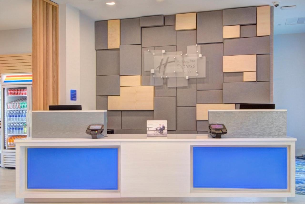  | Holiday Inn Express & Suites - Charlotte Southwest, an IHG Hotel